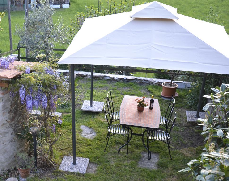 Вілла Casa Bartula Bolzano Novarese Номер фото