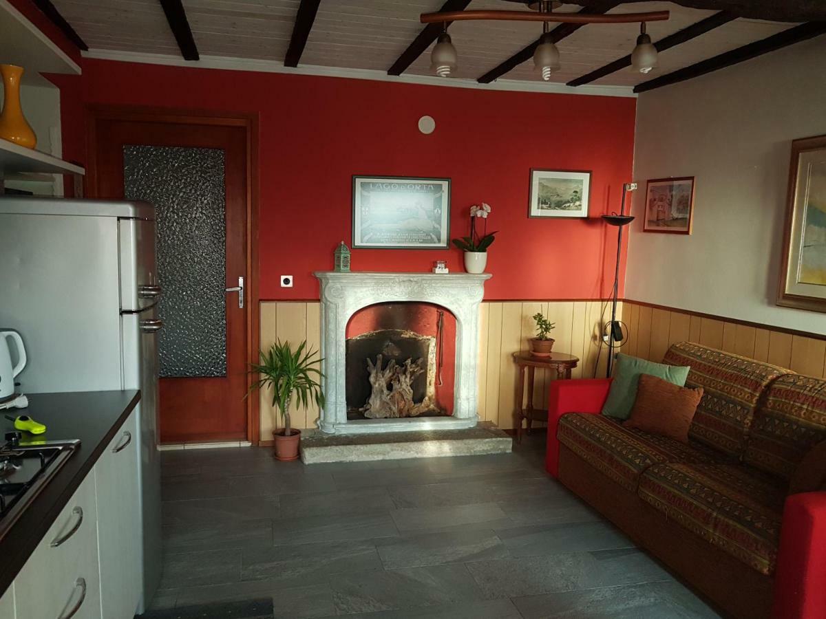 Вілла Casa Bartula Bolzano Novarese Екстер'єр фото